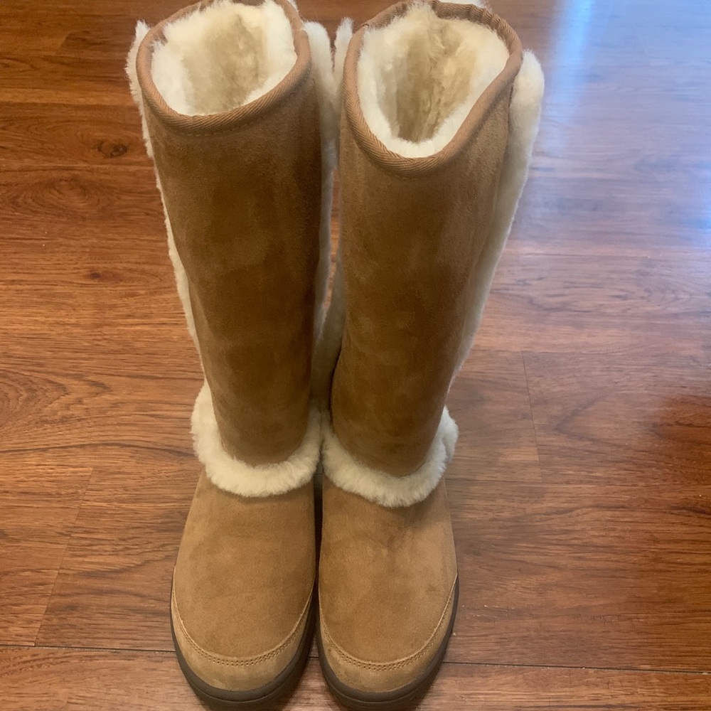 New SUNBURST TALL UGGS